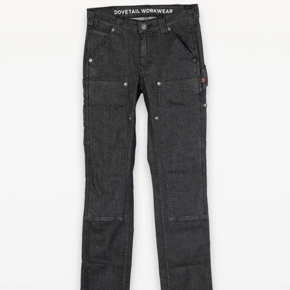 Black Dovetail Maven NWOT  6  slim